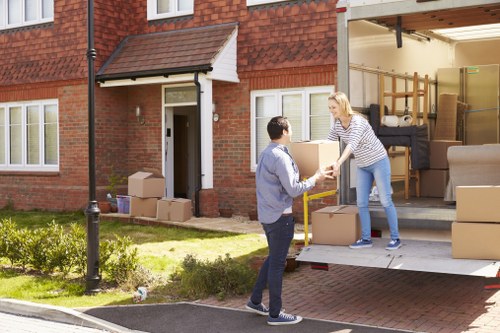 Packing and furniture moving support in a Hackney home