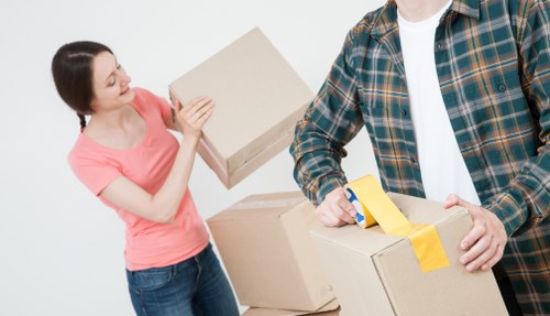 Removal van loading process for a local Hackney move