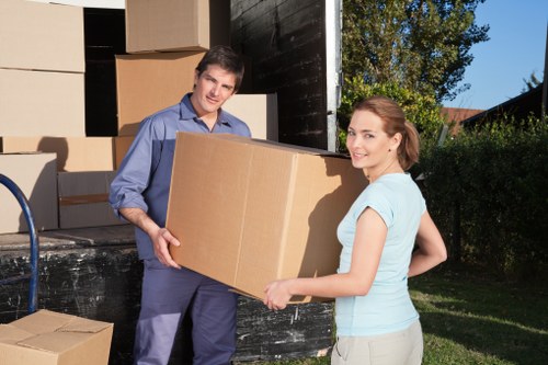 Local moving transport support for Hackney customers